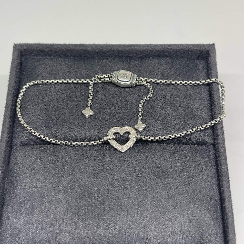 David Yurman Heart Station Bracelet with Diamonds - Picture 5 of 8